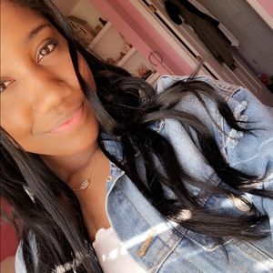 Meet your Posher, Simone